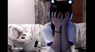 Brother walks in on camwhore sister spreading her pussy